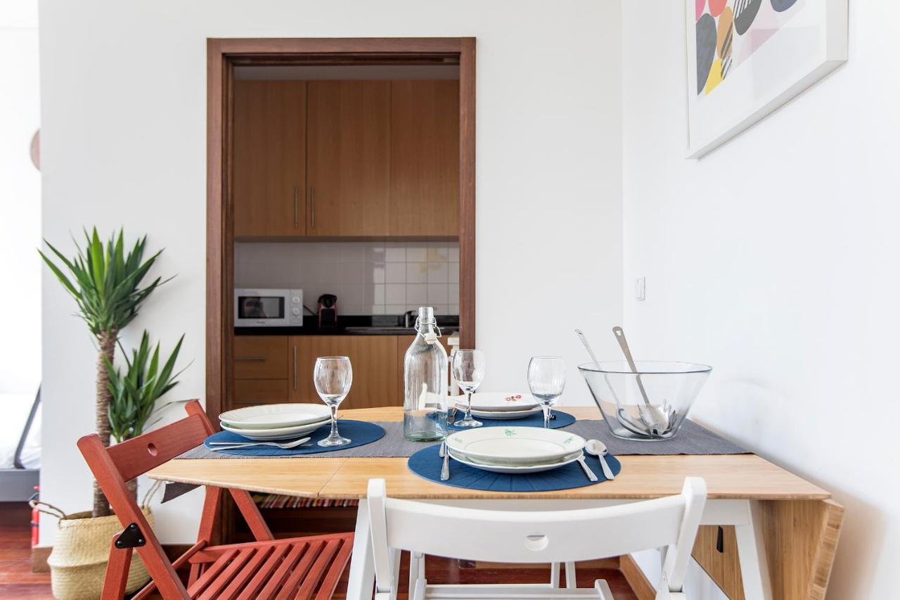 Bonjardim Studio W/ Balcony By Lovelystay OOporto Exterior foto